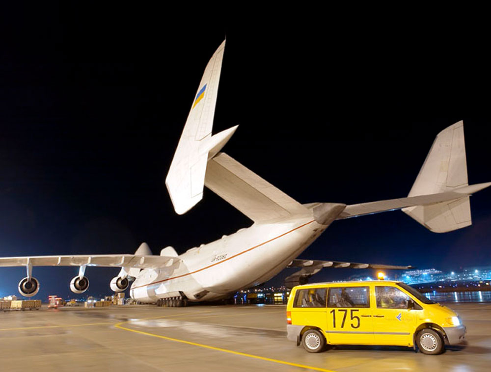 Erster gewerblicher Charterflug mit weltgrößtem Frachter Antonov AN-225